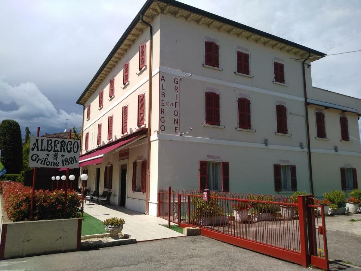 Albergo Grifone 1891 Peschiera del Garda Exteriör bild